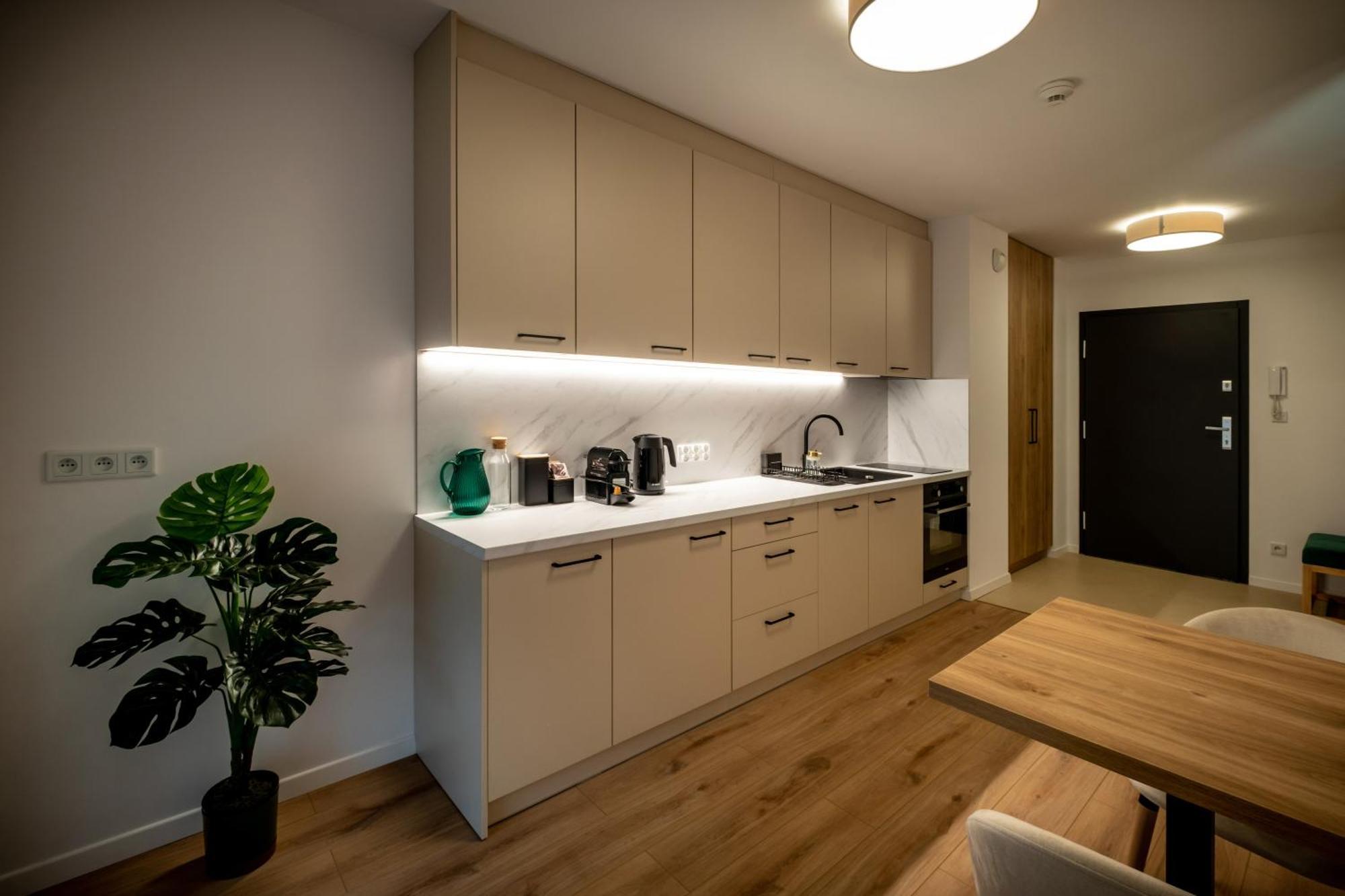 Rentplanet - Atal City Square Breslavia Esterno foto