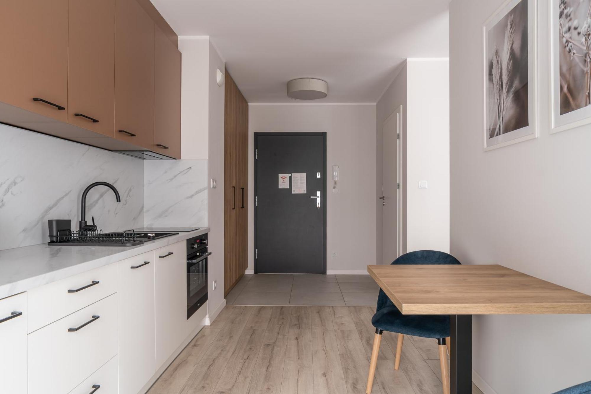 Rentplanet - Atal City Square Breslavia Esterno foto